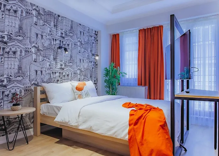 Marcian's Column - Orange And Blue * Istambul