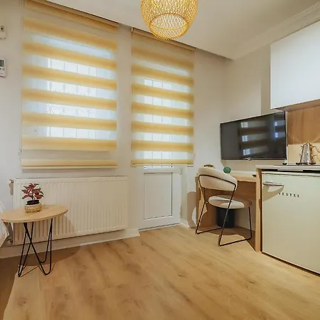 酒店 Marcian's Column - Orange And Blue