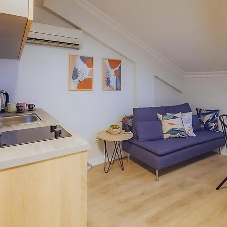 Marcian's Column - Orange And Blue 伊斯坦布尔