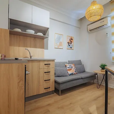 호텔 Marcian's Column - Orange And Blue *